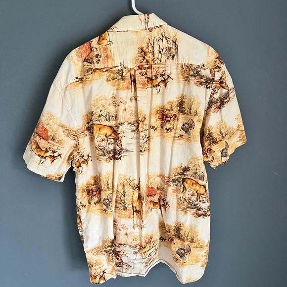 Morgan Creek Shirt Size XL Button-Down All Over Deer Print Outdoor Hunting - Picture 2 of 5